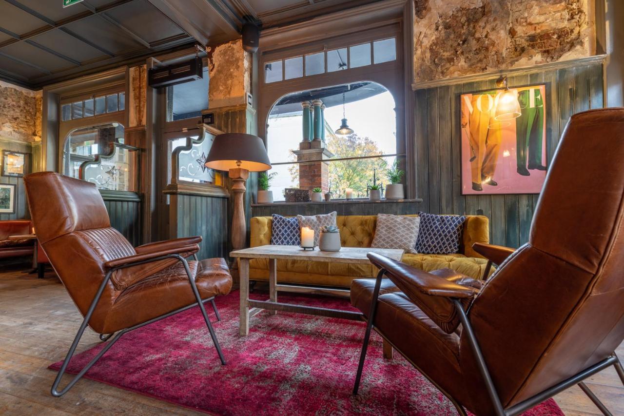 The Wolfpack Inn London Exterior photo