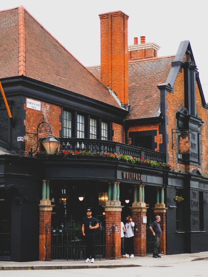 The Wolfpack Inn London Exterior photo